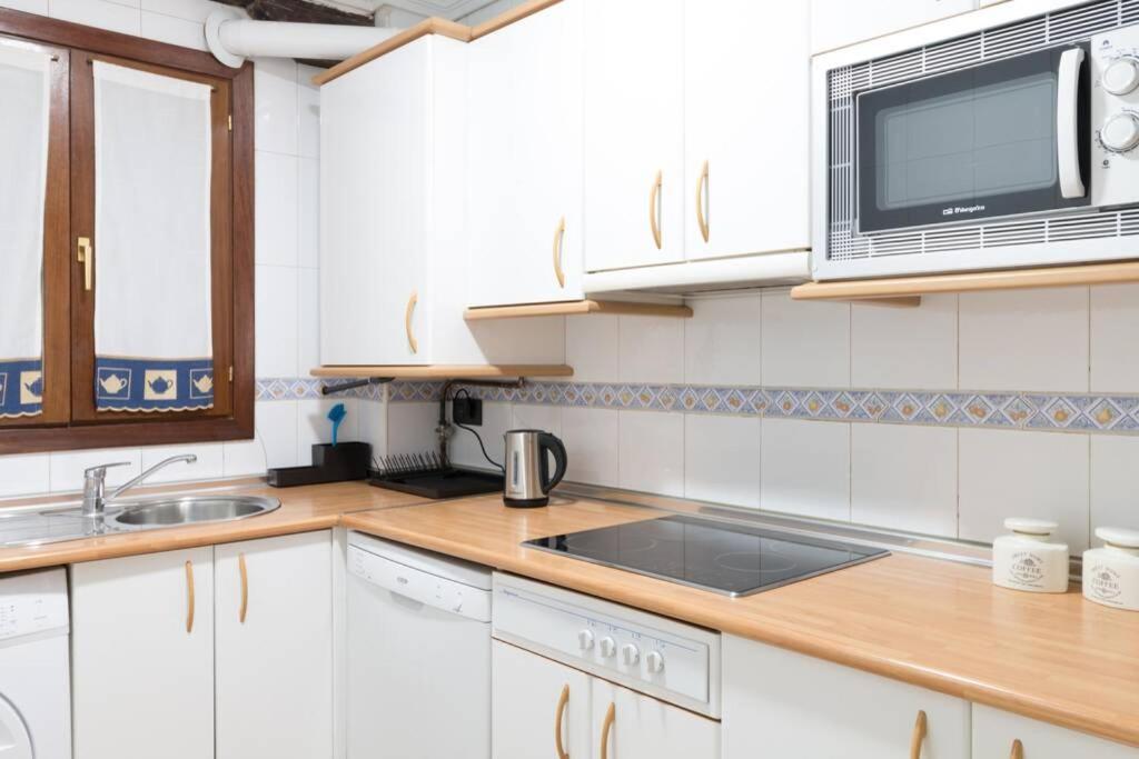 Old Town Apartment Bilbao Luaran gambar